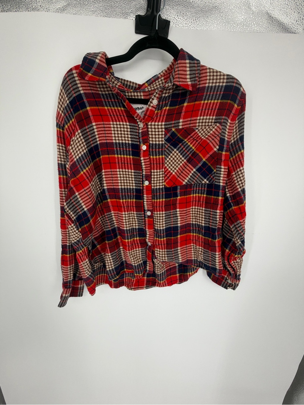 Aerie medium Plaid Button-Front women’s Shirt - Red/Navy